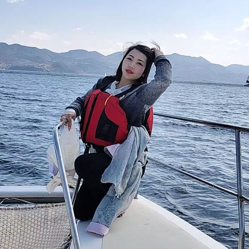 艳梅
