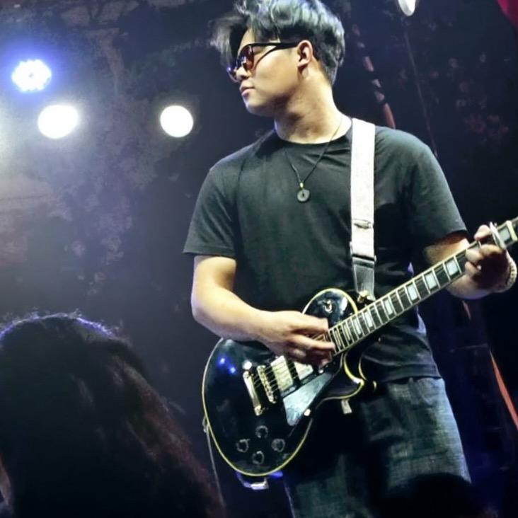 硕硕的硕🎸📸