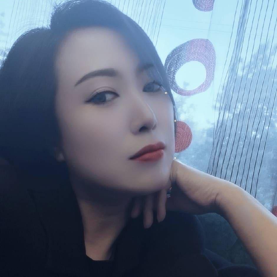 莹姐上午9：30开播号在主页