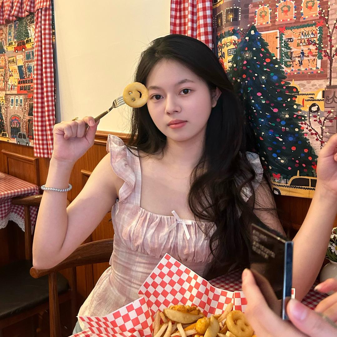 李盈盈