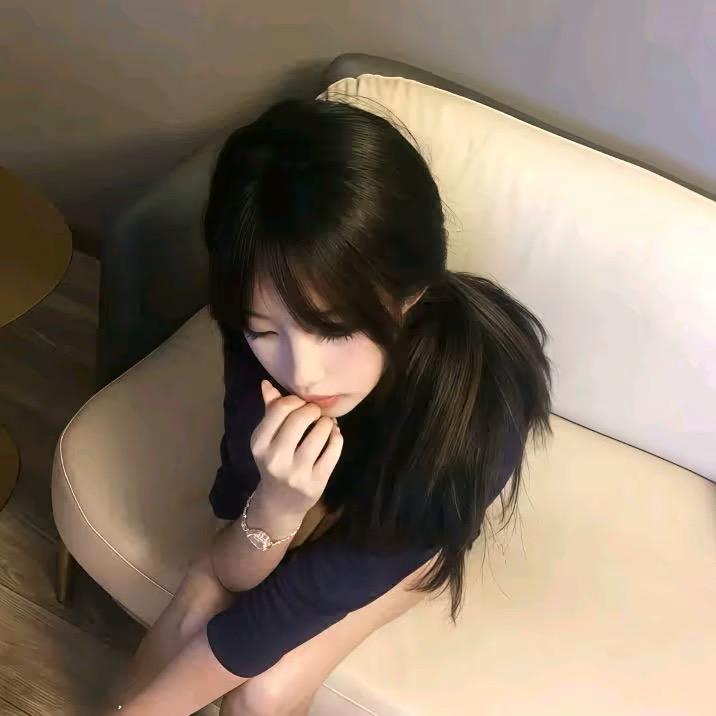 D·