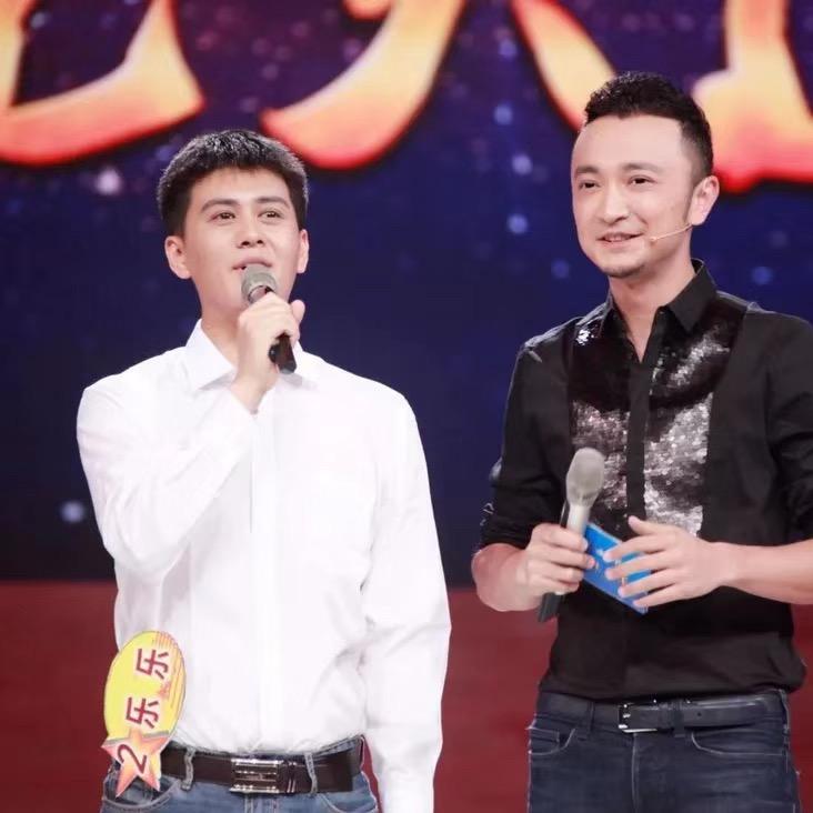 星光大道歌手乐乐（倪中乐）