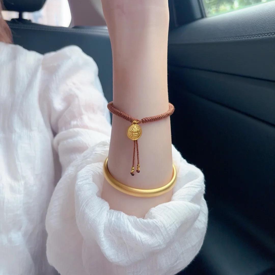 不许揪我小耳朵︶ε╰