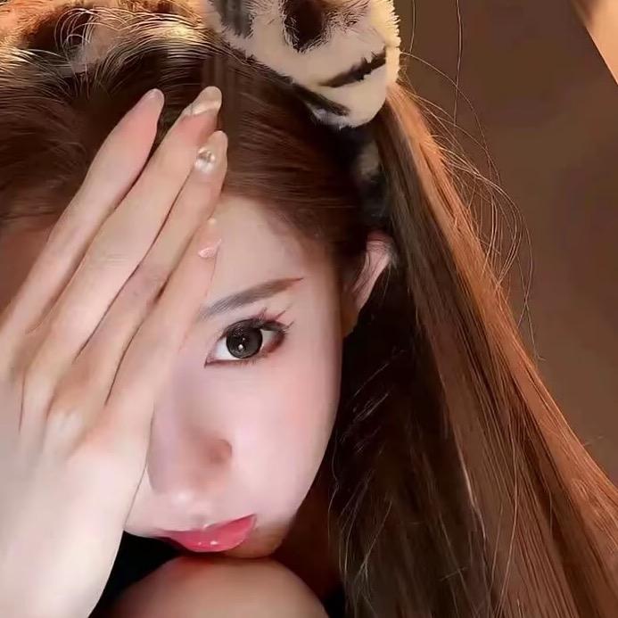 少点天真、