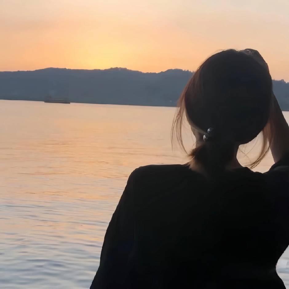 尐姐姐.