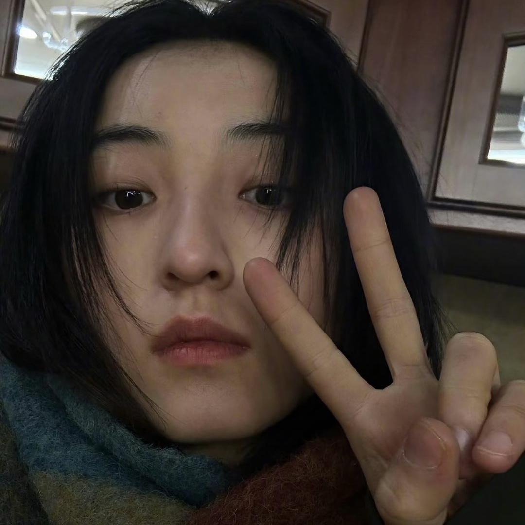 发懒鱼.