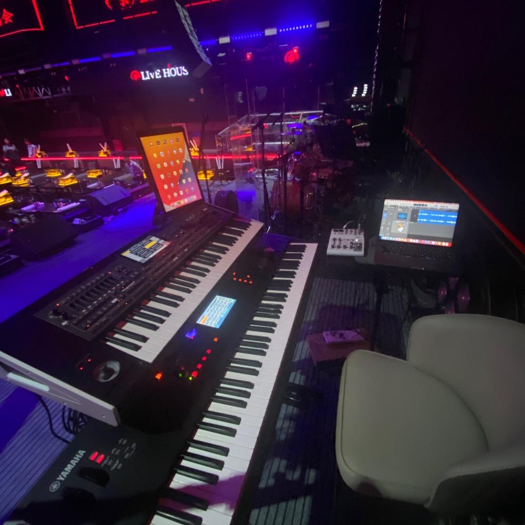keyboard Mr Zhang