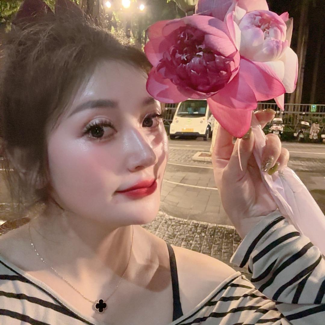 金陵珠宝（南京大桥店）-秀秀