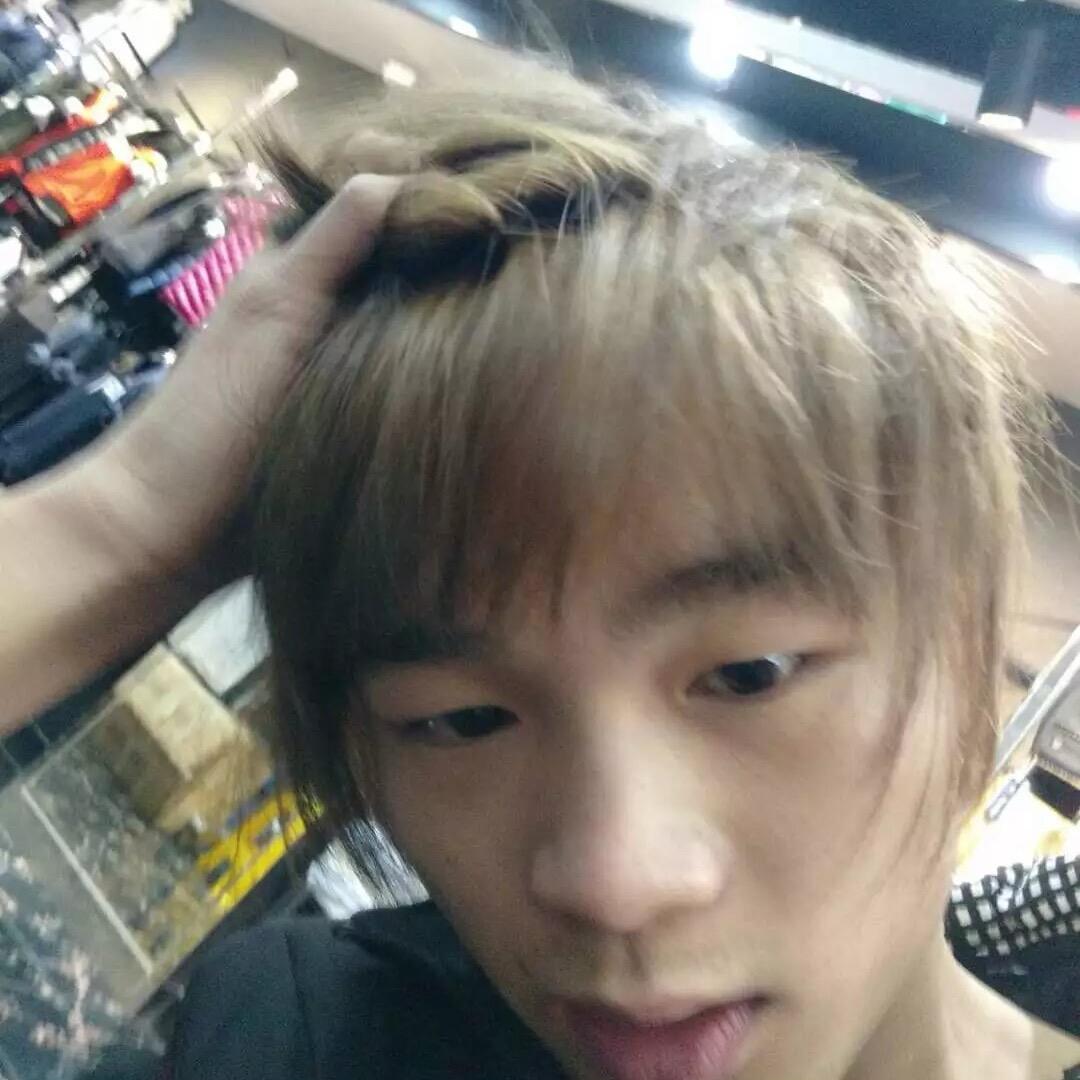 张大胆爱打游戏