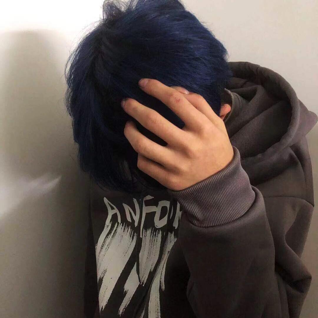 余.