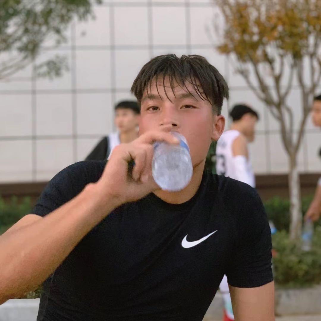 海底隧道掉进了鲨鱼🦈