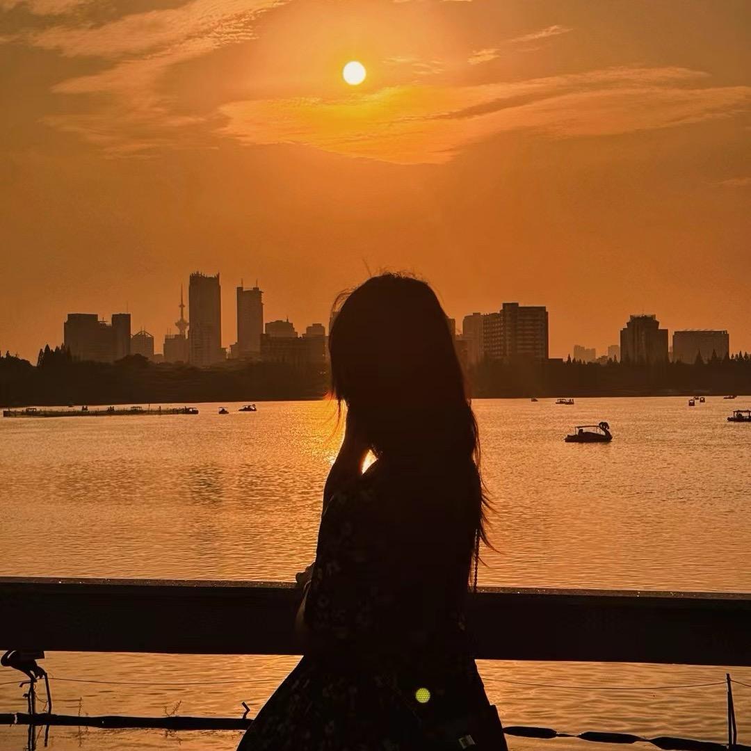 功成名就不是目的 要快乐才是意义