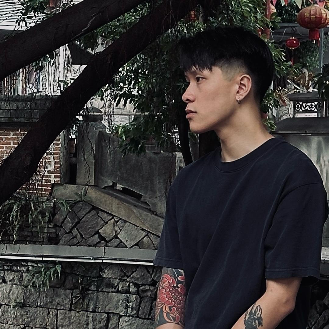 寸.