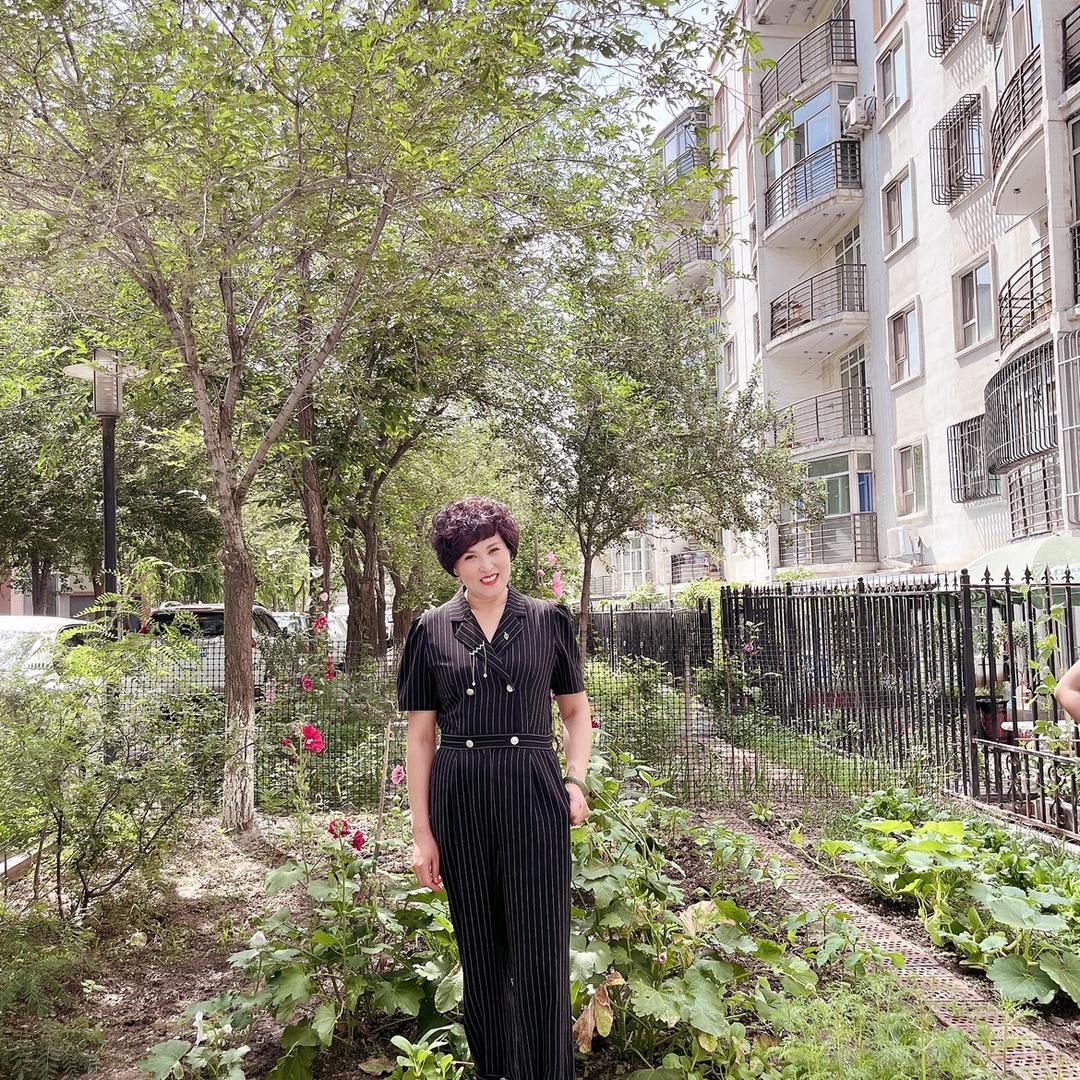 米东区《谷邦》女装