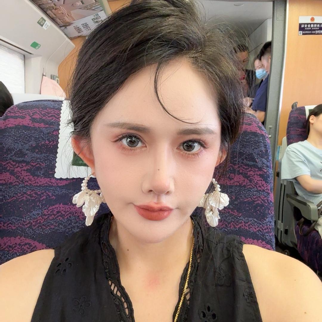 连云港主持人辰曦
