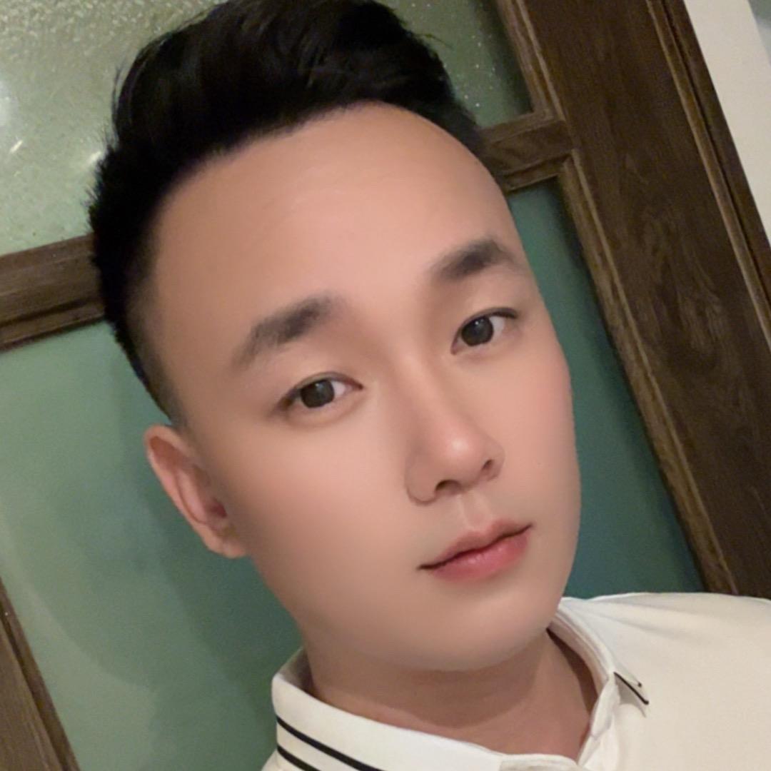 小世俗𓆡𓆝𓆟𓆜🐬