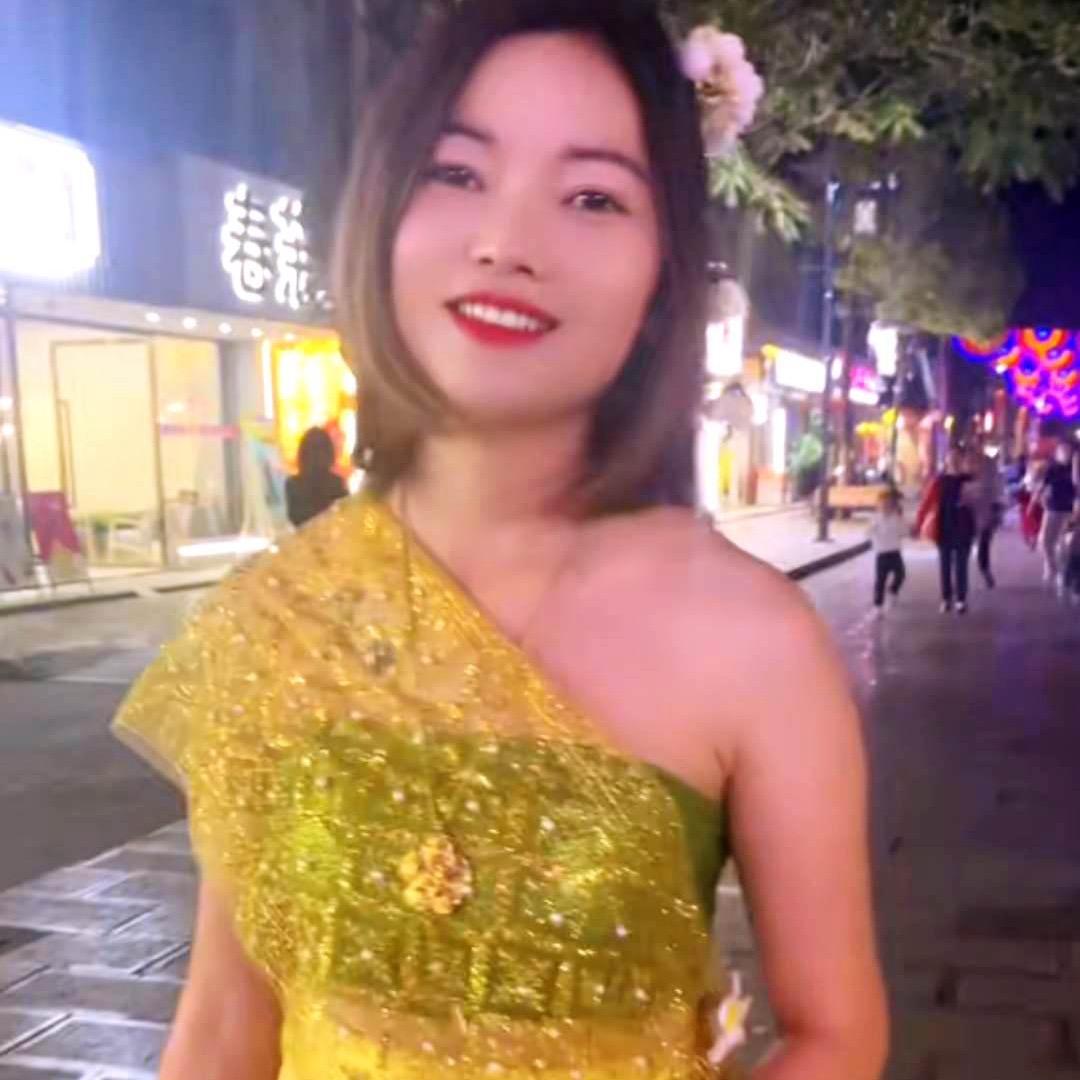 毛毛妹