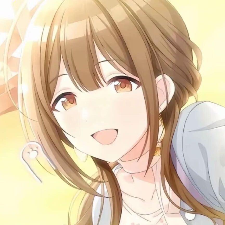 小怡🎧（只想睡觉版）
