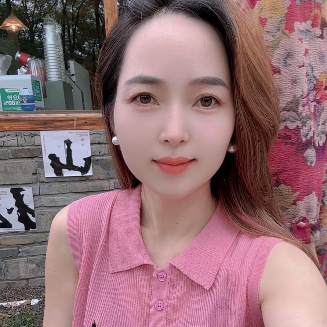 汊涧菲常完美服装