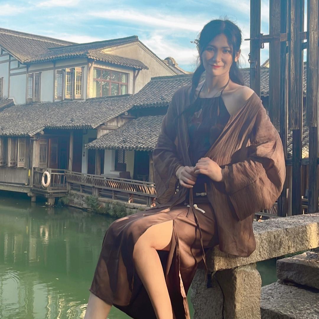 请叫我女王大人