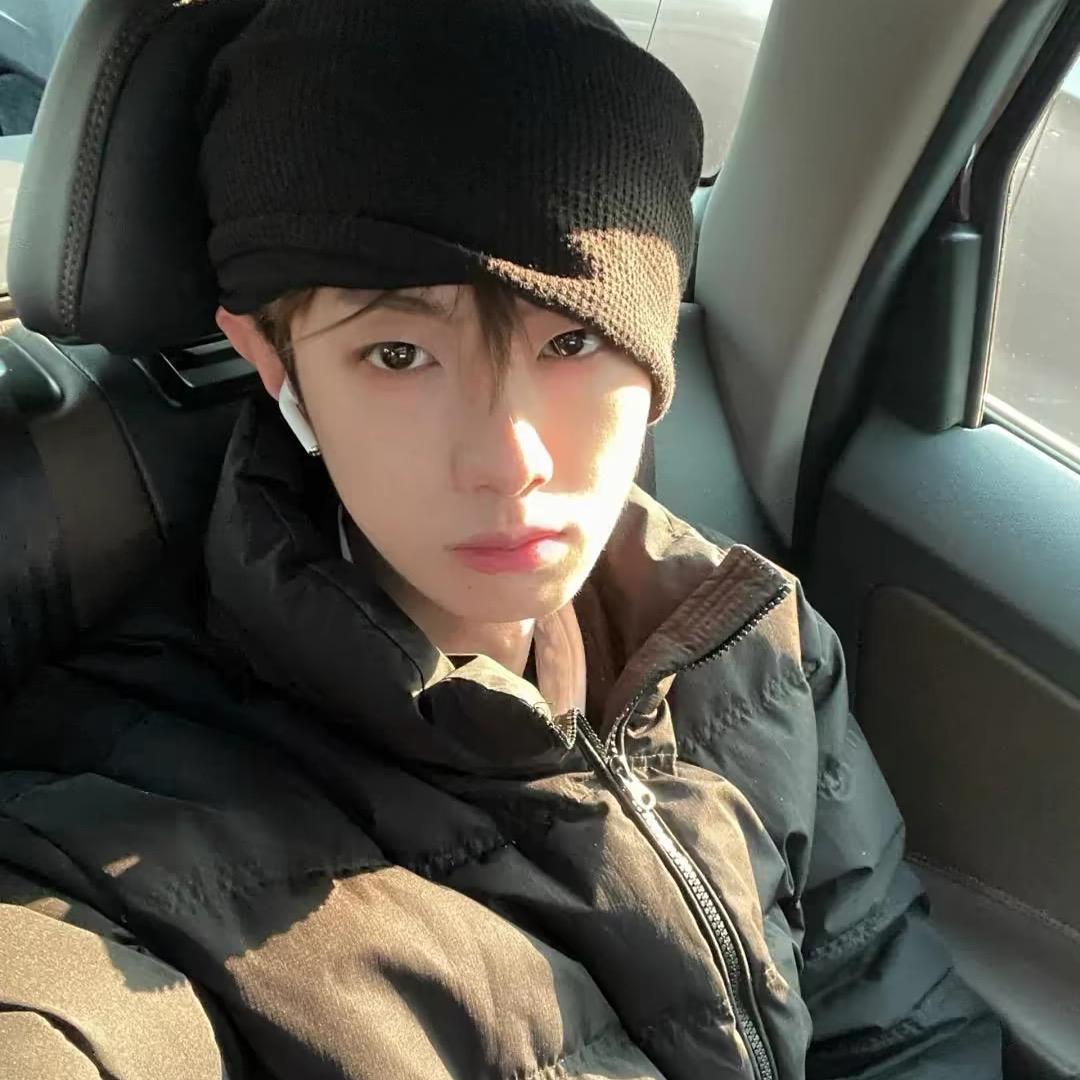 总是独自听歌