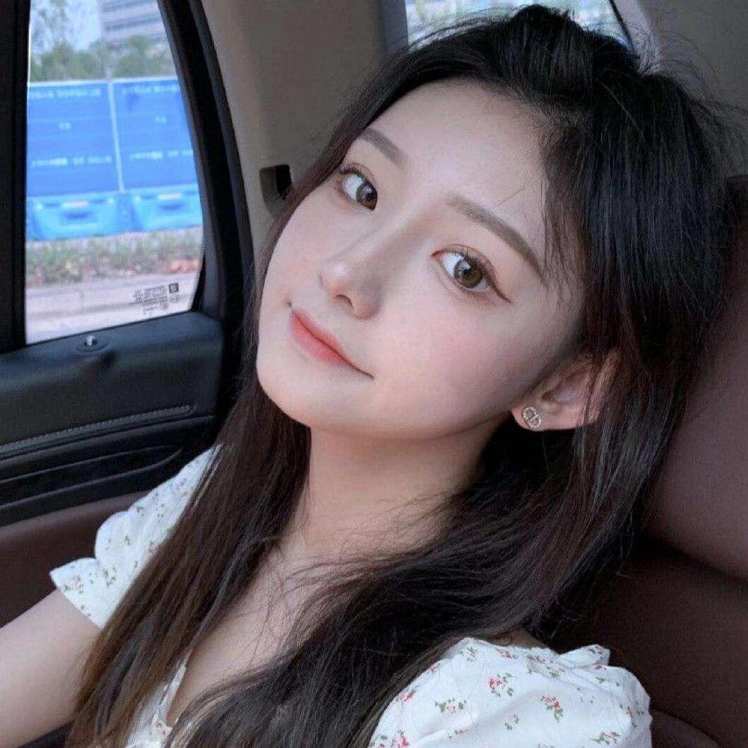 白小糯Moch（学穿搭)