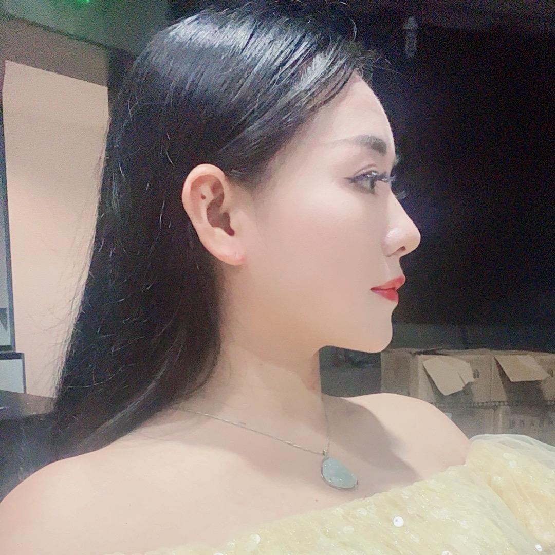 被宠坏的小女人👩（连赞拉黑）