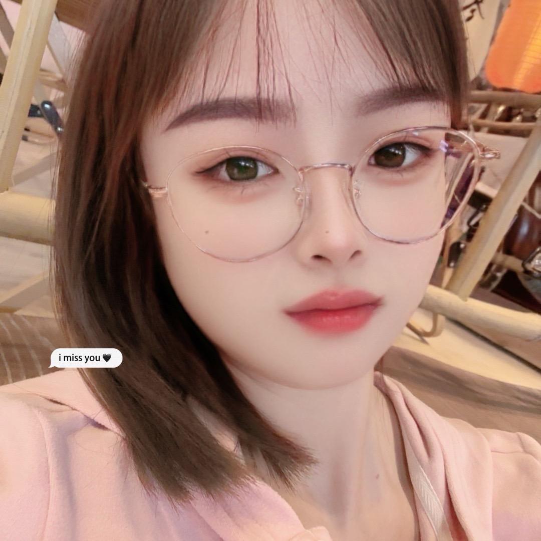 小敏，爱美食。