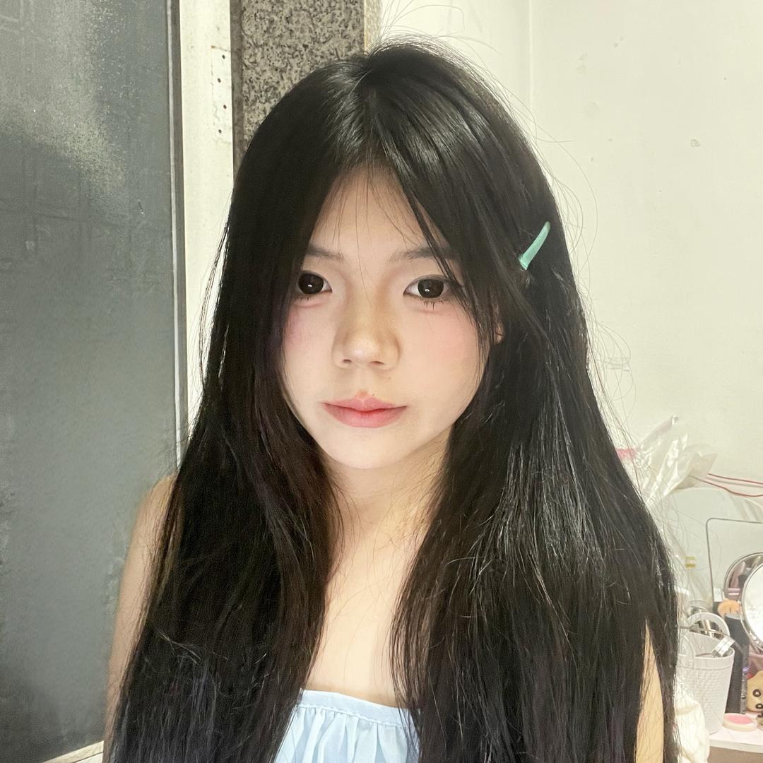 小哭包.💢