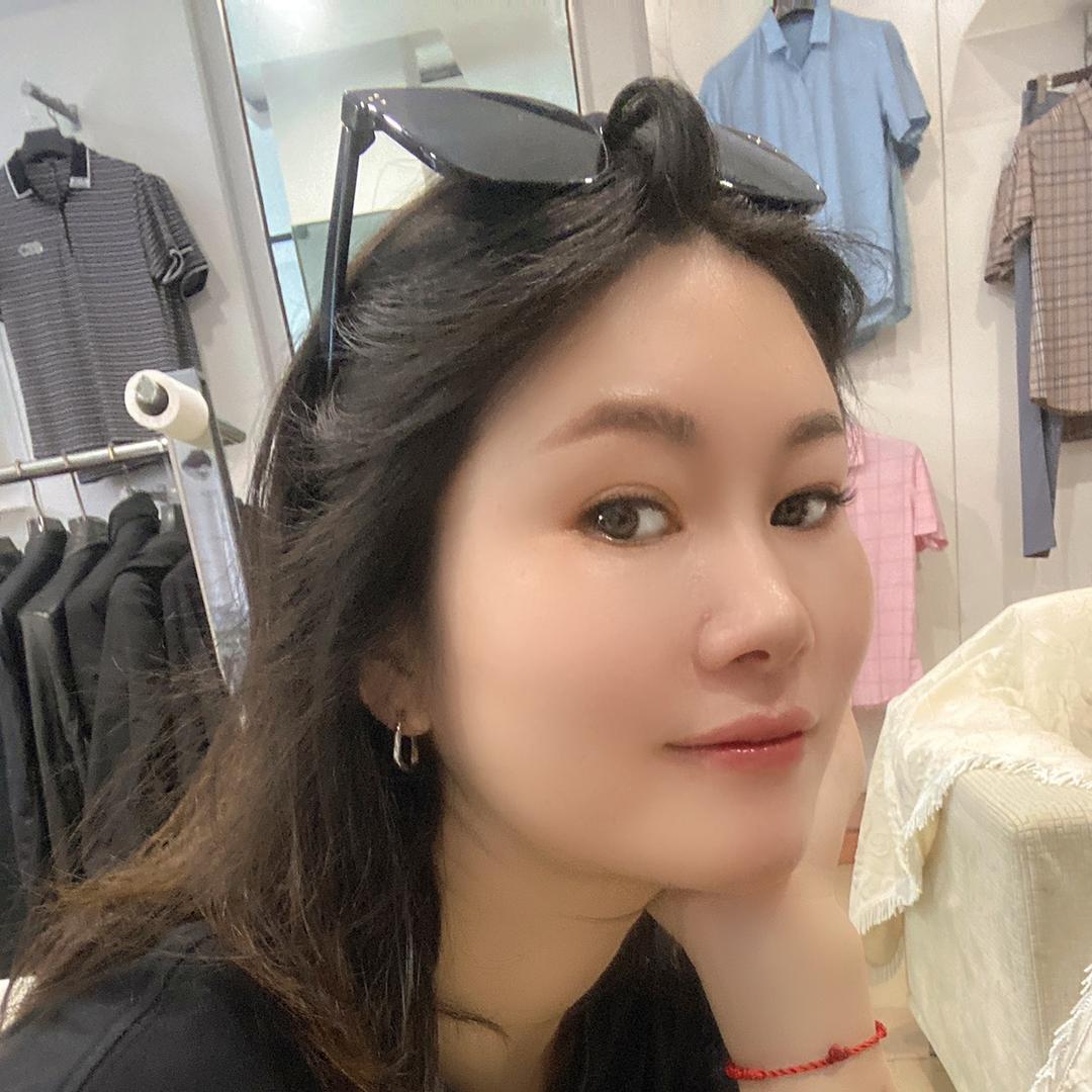 龚场女装（有米）服装店 娇娇