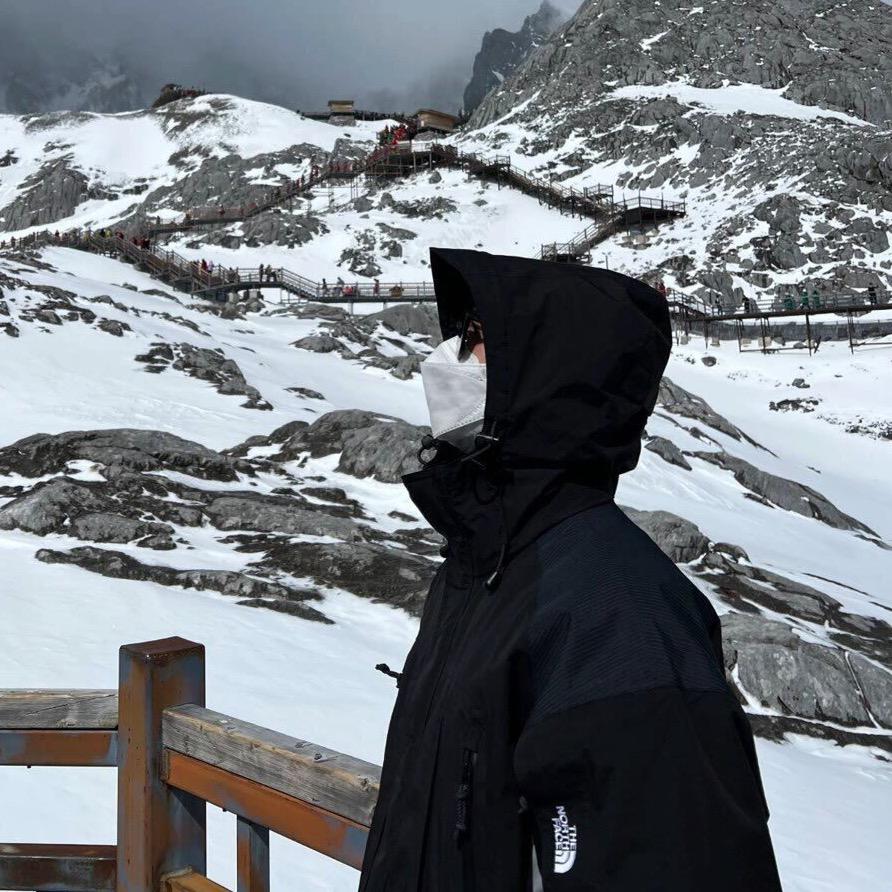 新疆正明道spc石塑地板