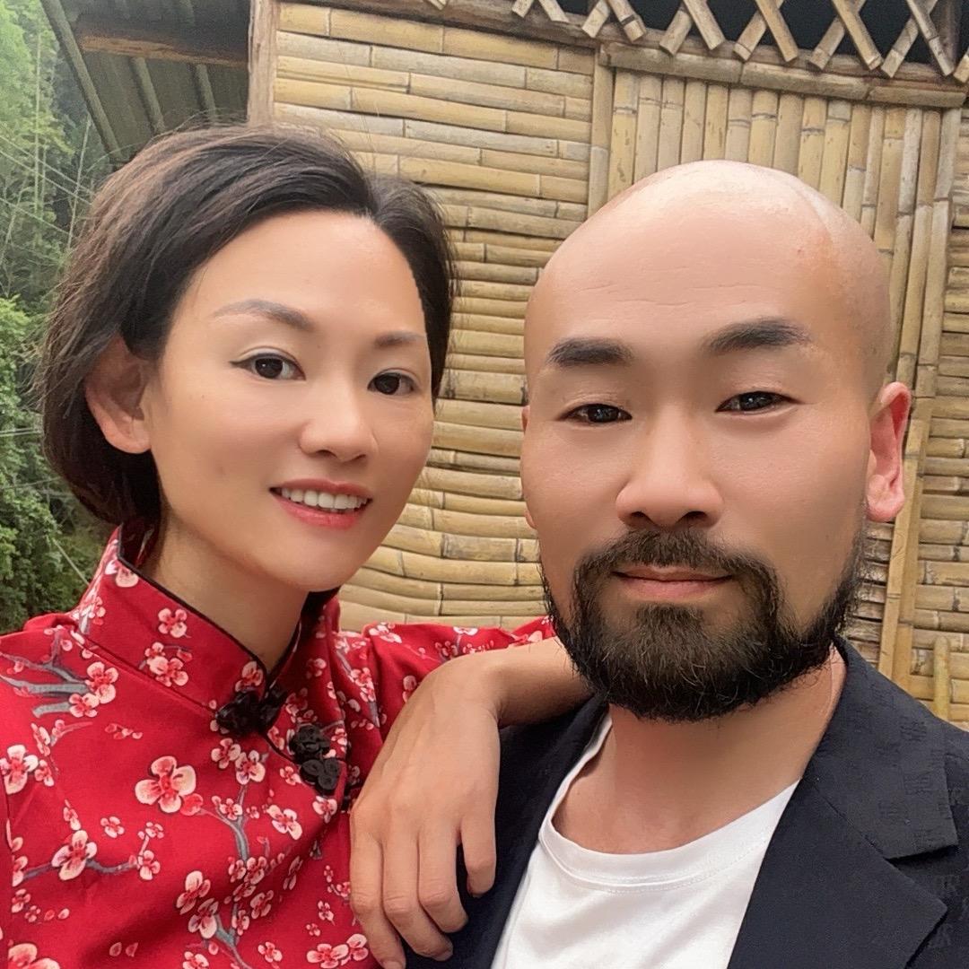 光头哥婷宝几