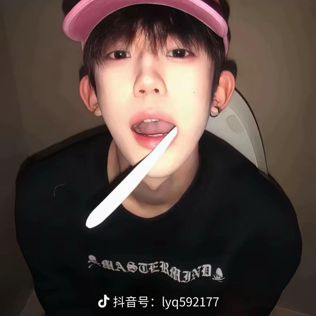 鳴.