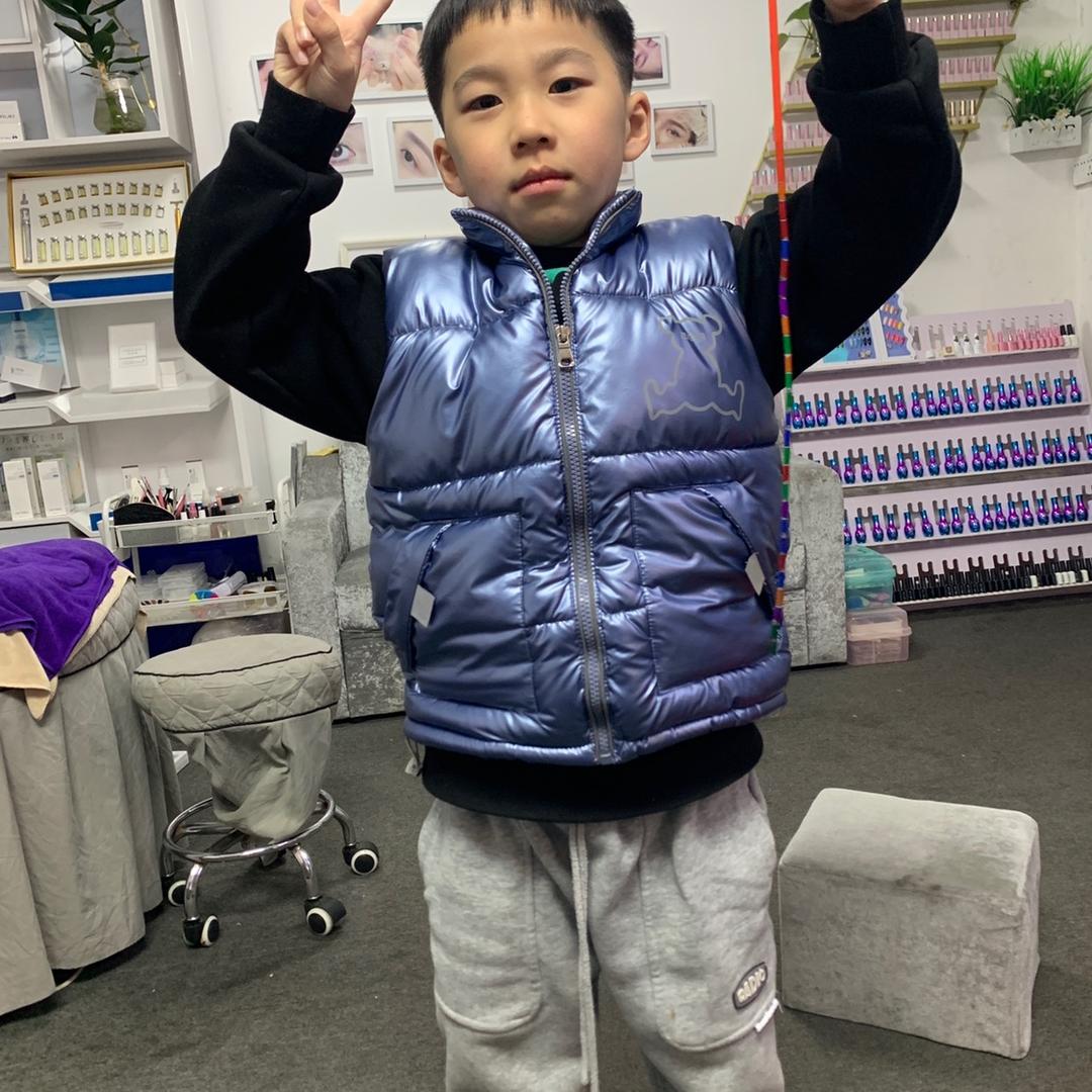 彩由