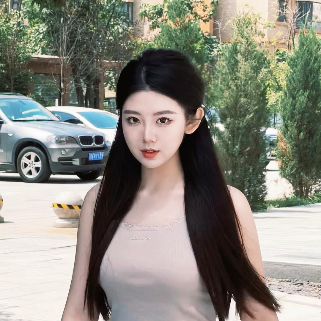 站在冰箱上的赵仙女