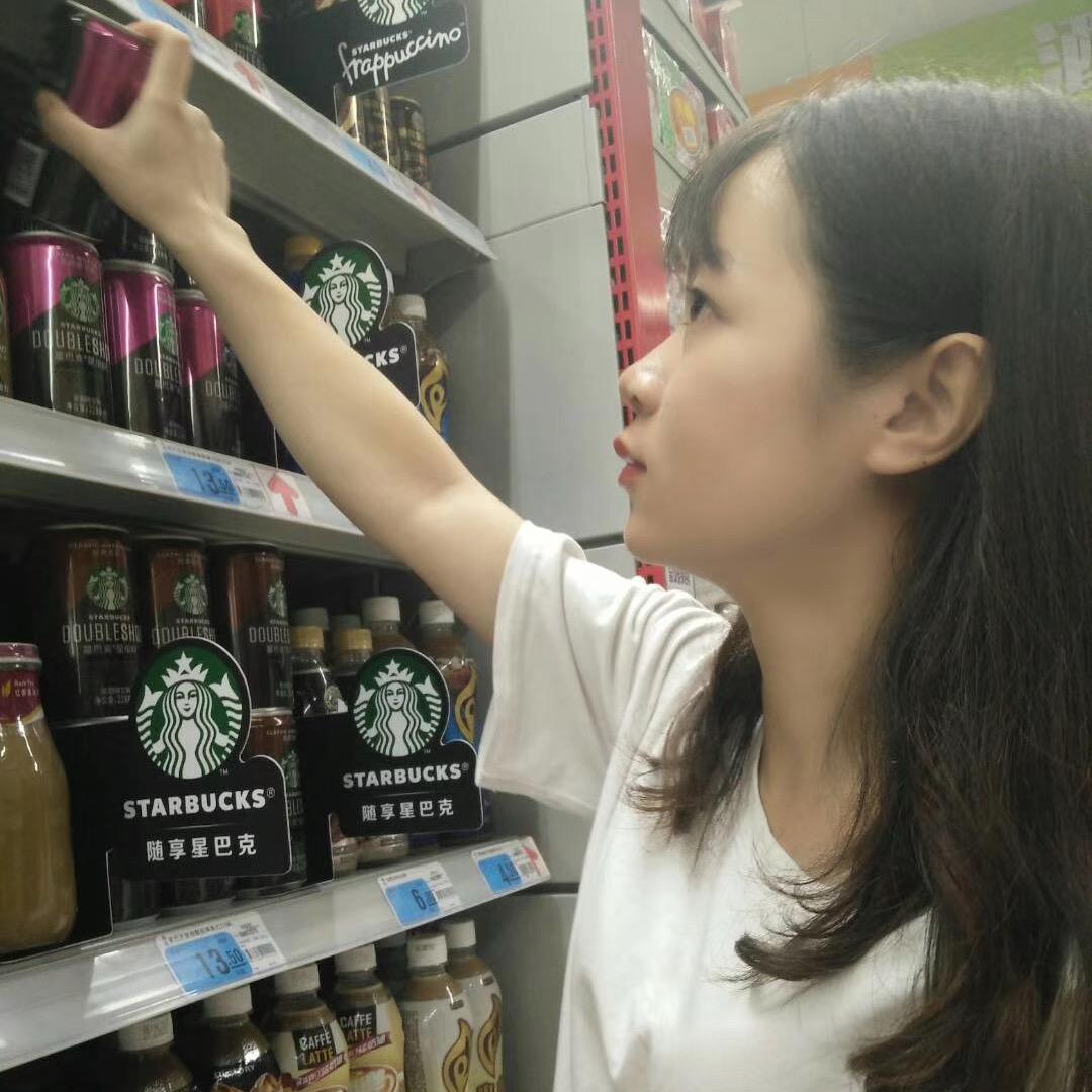 卡其色的猫