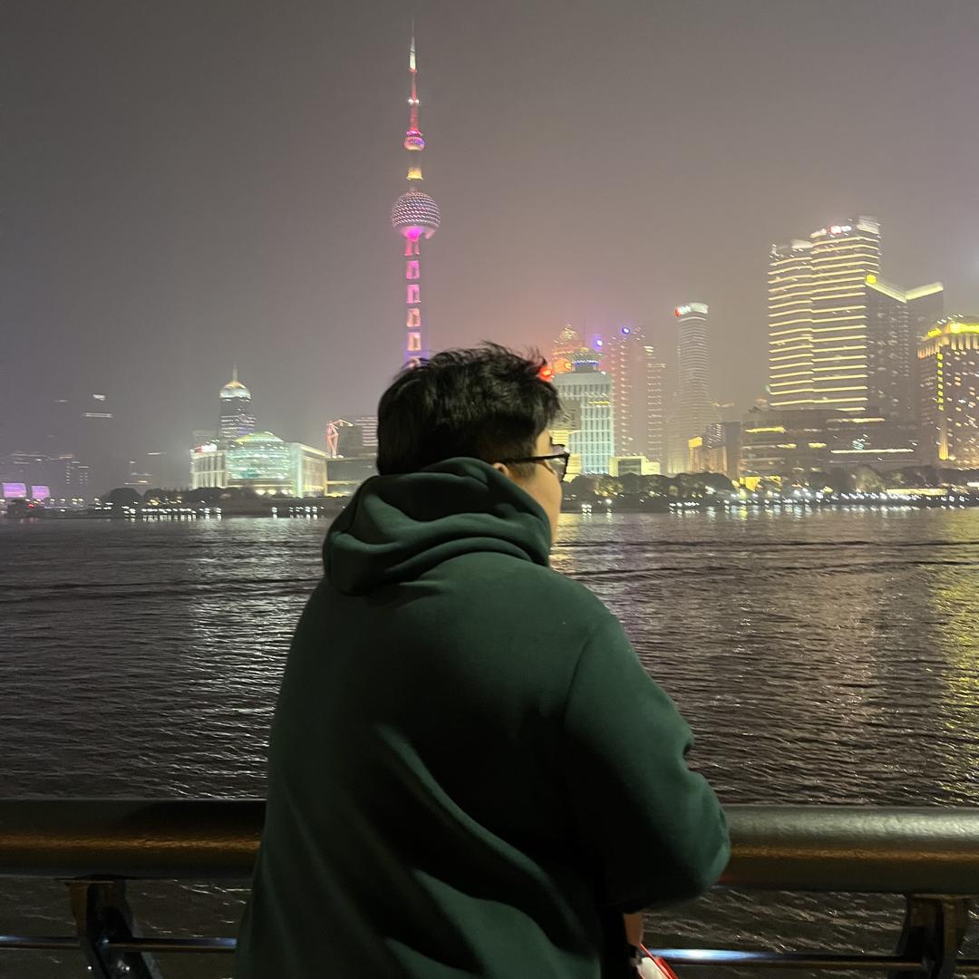 潘.