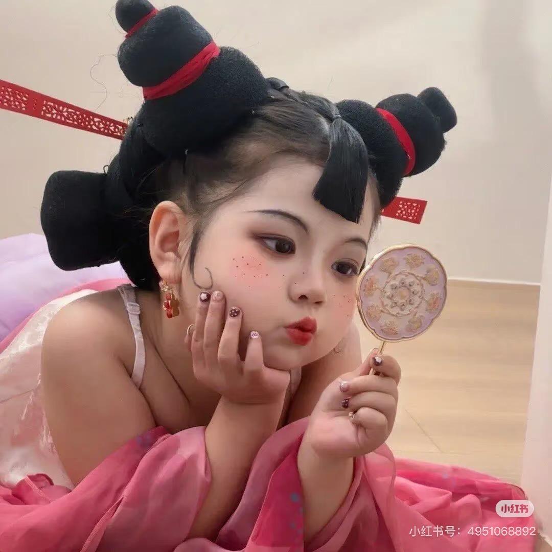 且陶陶乐天真