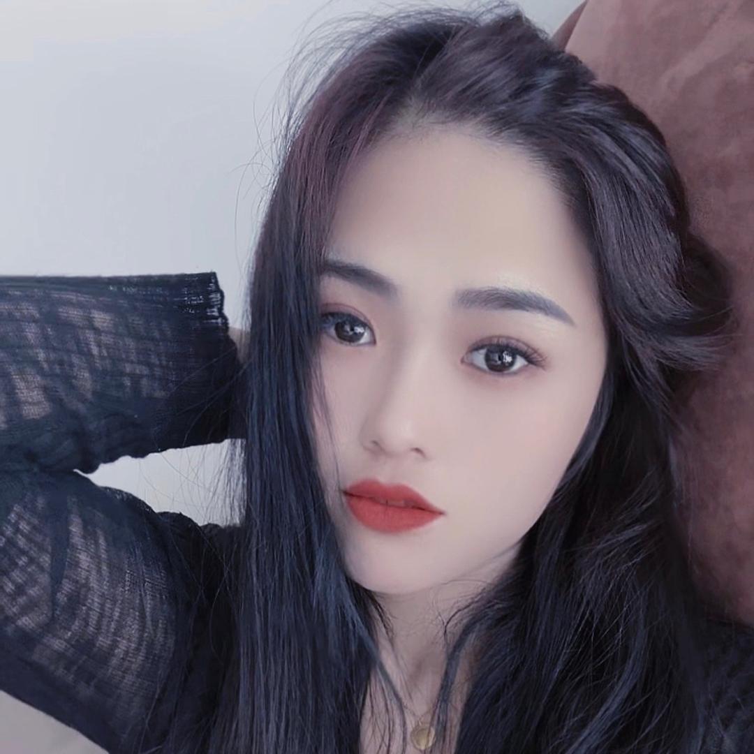 💋 ꦿ姓刘呀᭄༄メ 👣