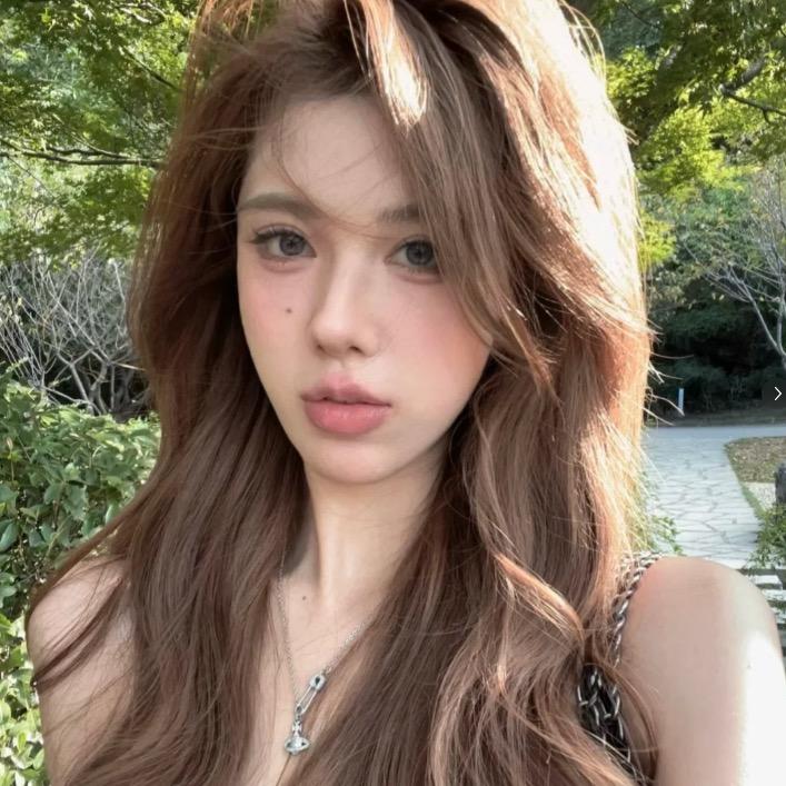 李艺薇