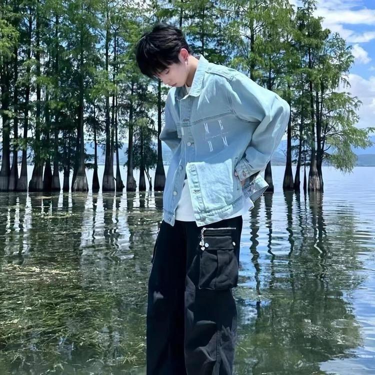 蓝莓味的冰淇淋