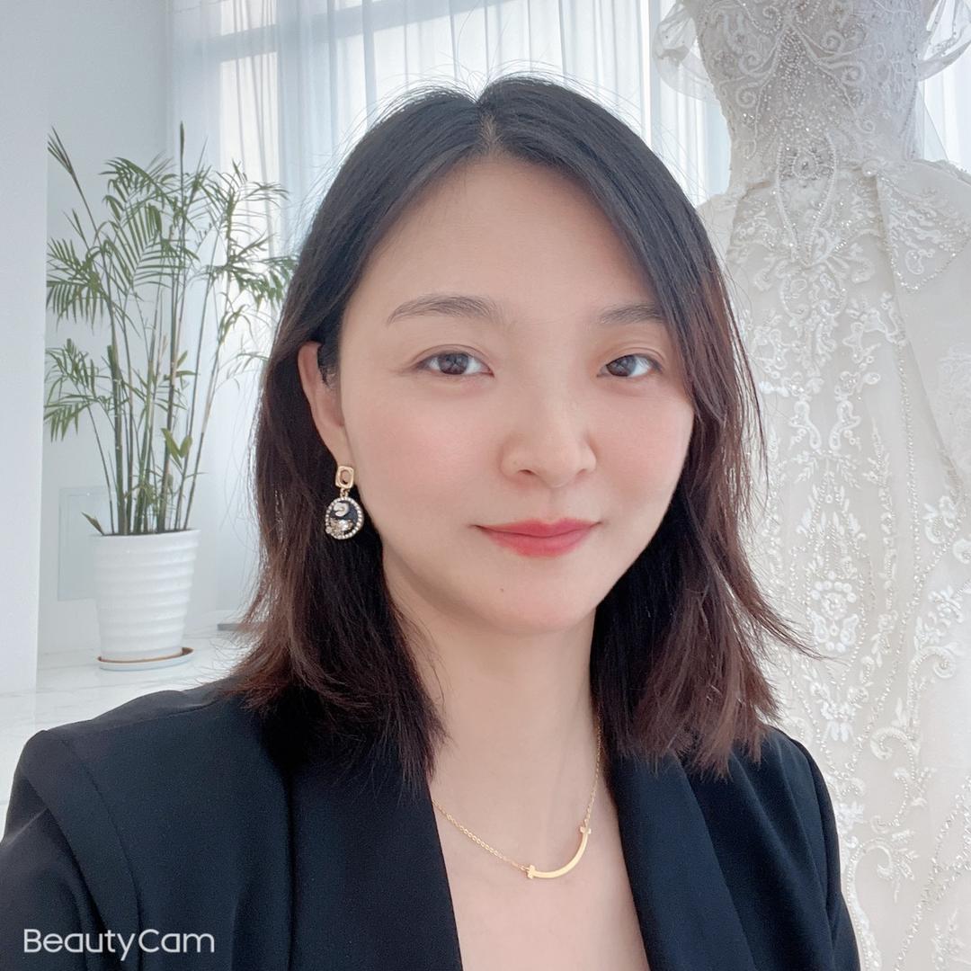 豪娅婚纱礼服馆安安