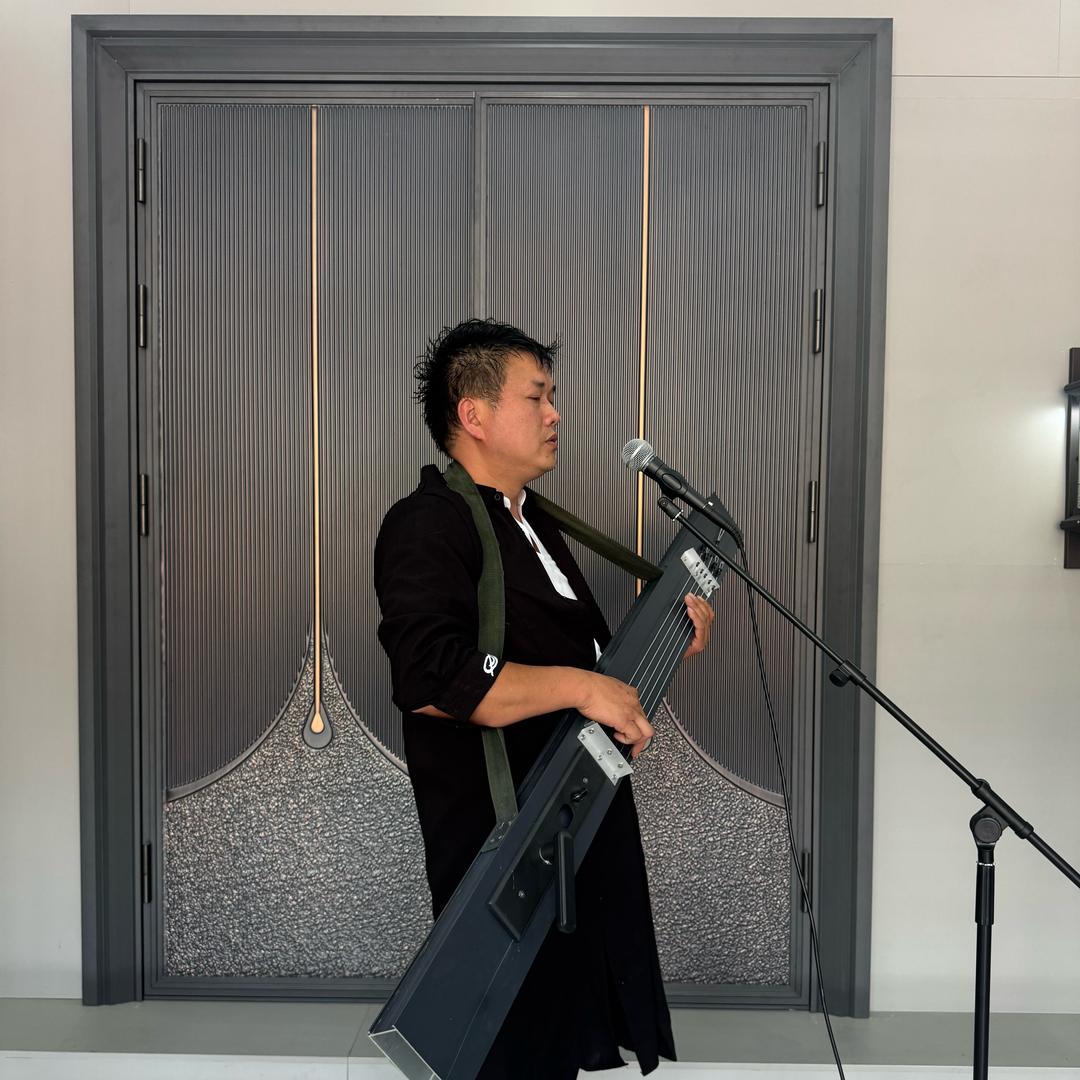 兴义铭匠世家门业   蒋蒋