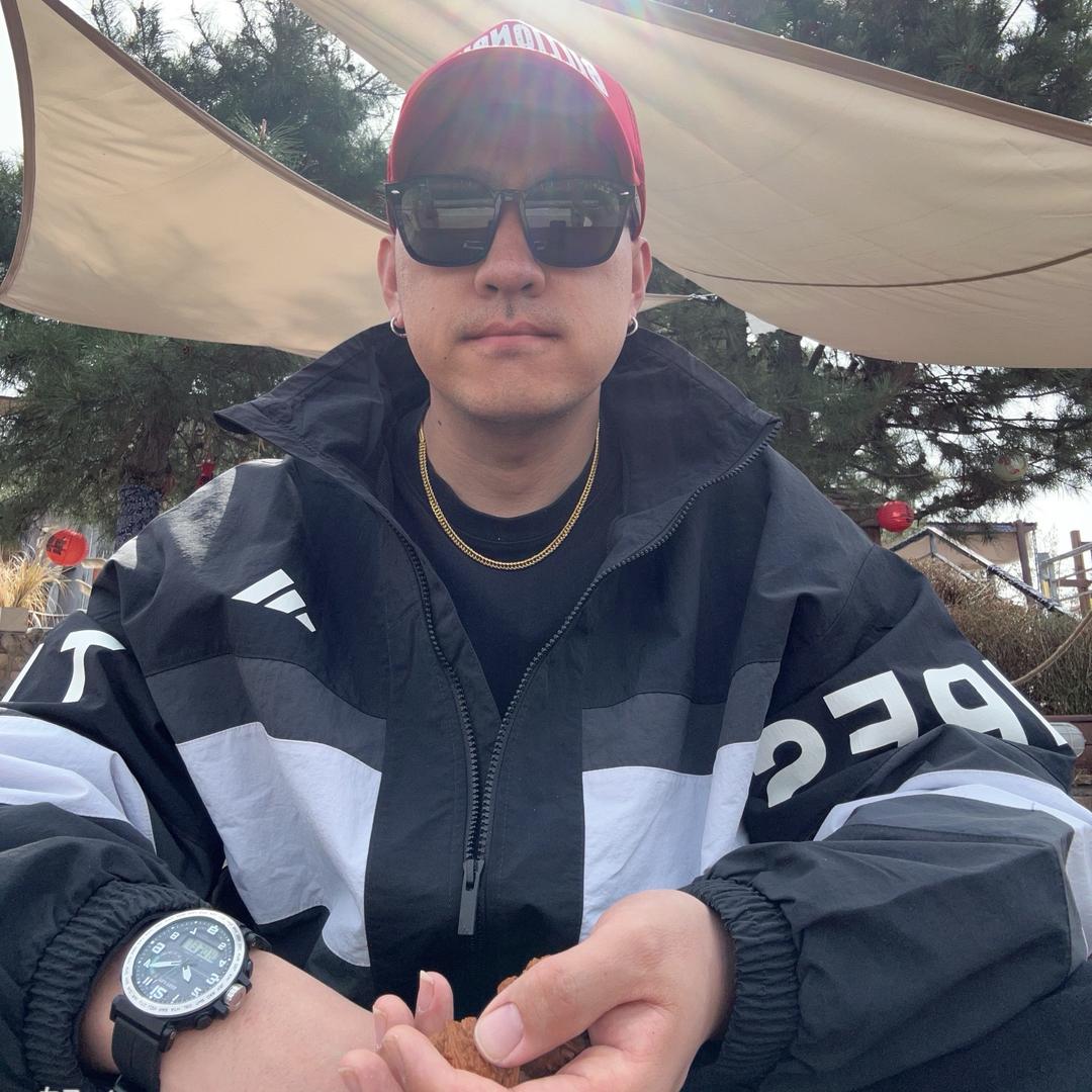 长不大的6叔儿♑️