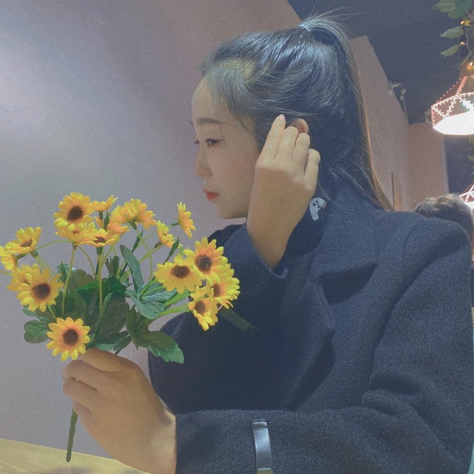 小刘很无奈🍒