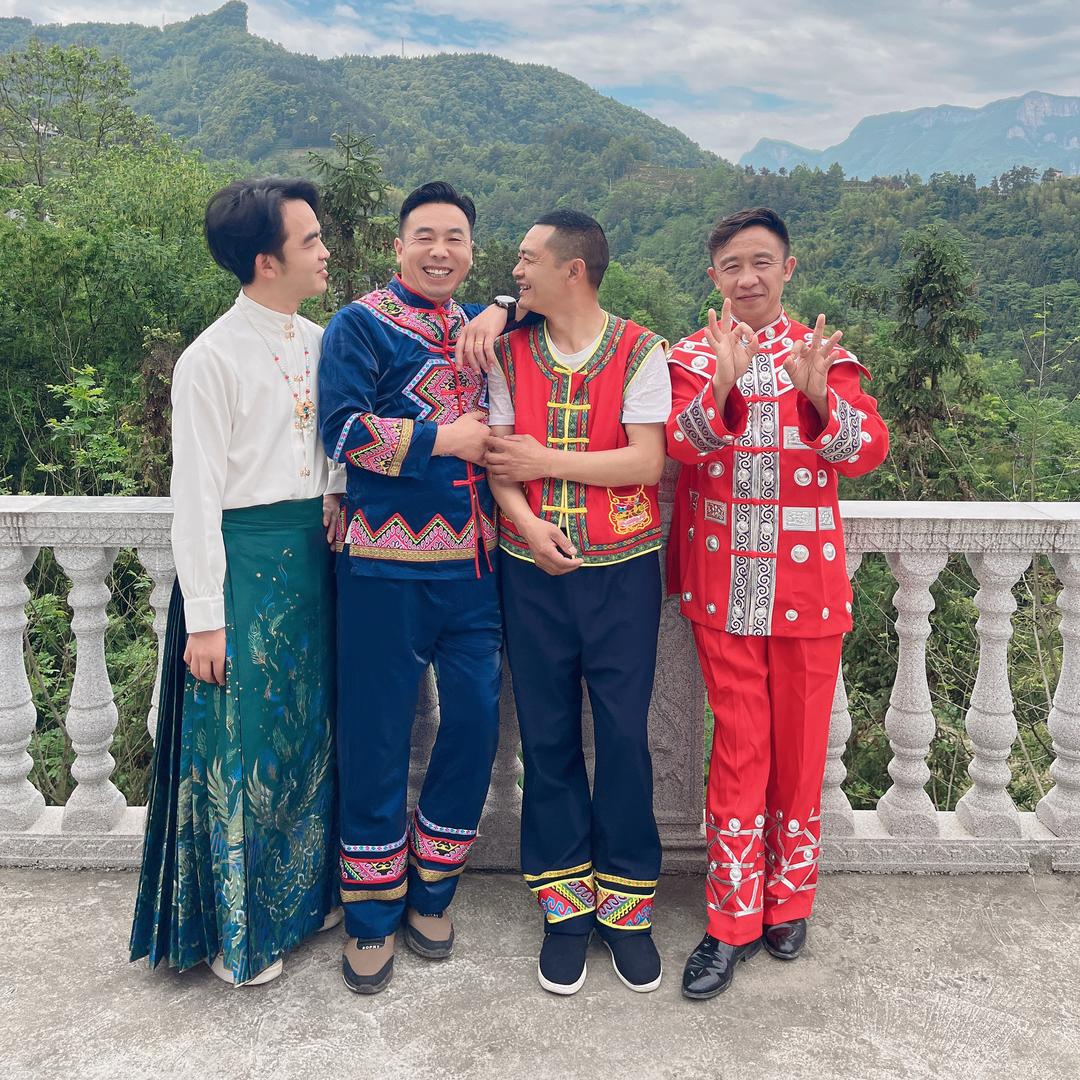 【希望之光】助农在行动。。。