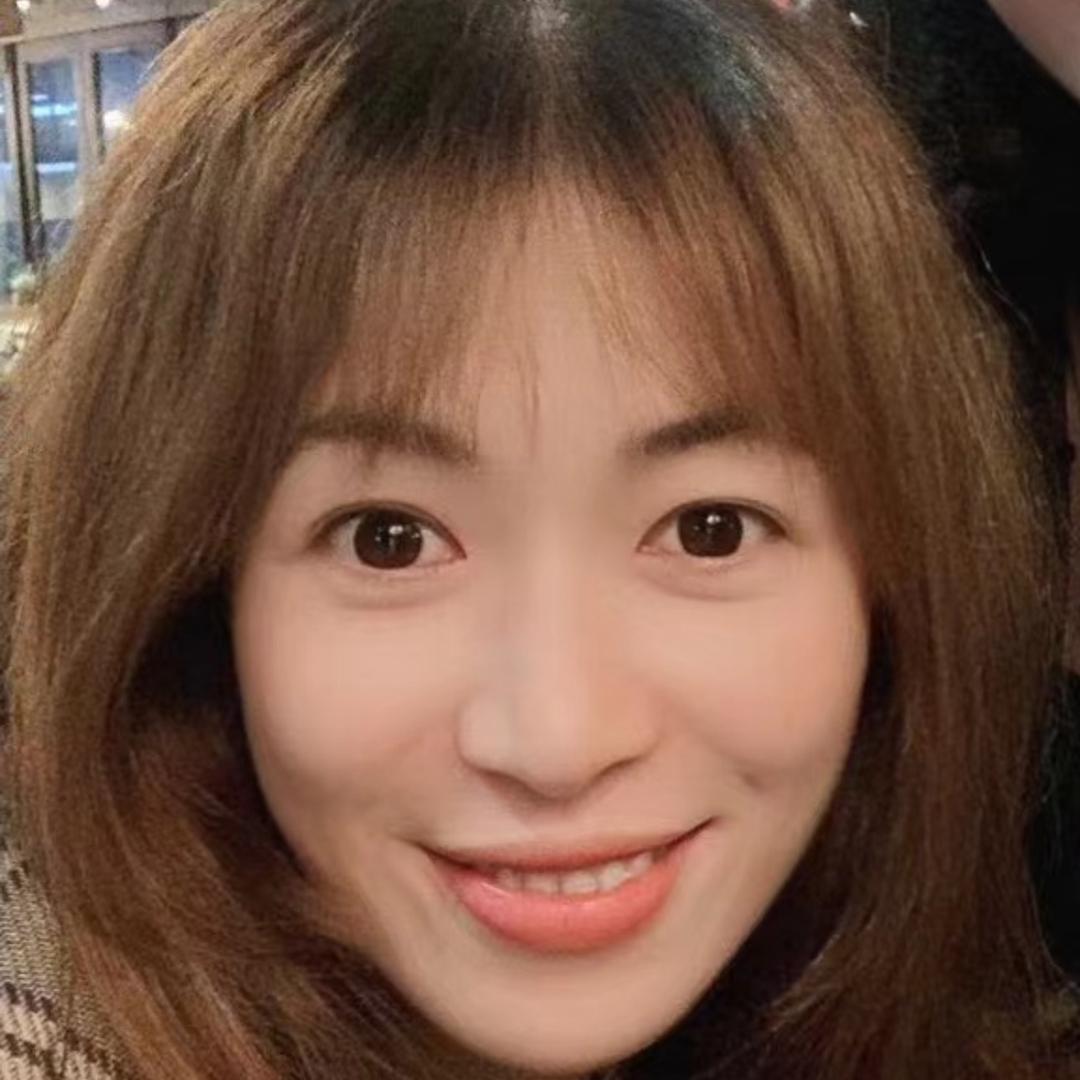 石小凤Shirley丨金海玲珑山坊