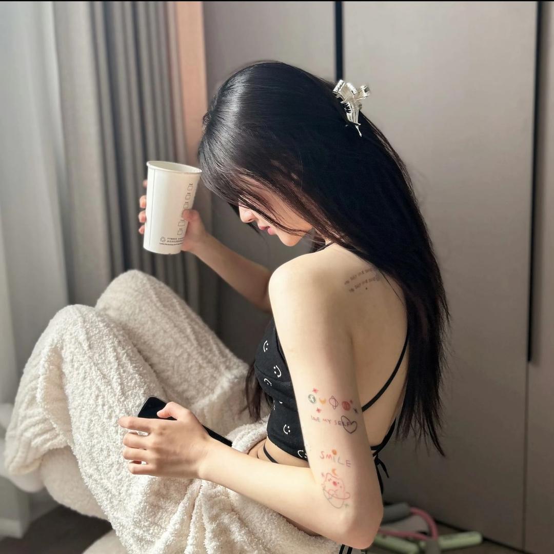 琳琳的穿搭日记.