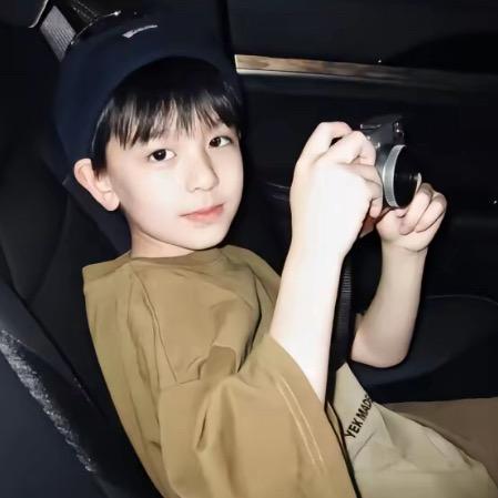 小铭.