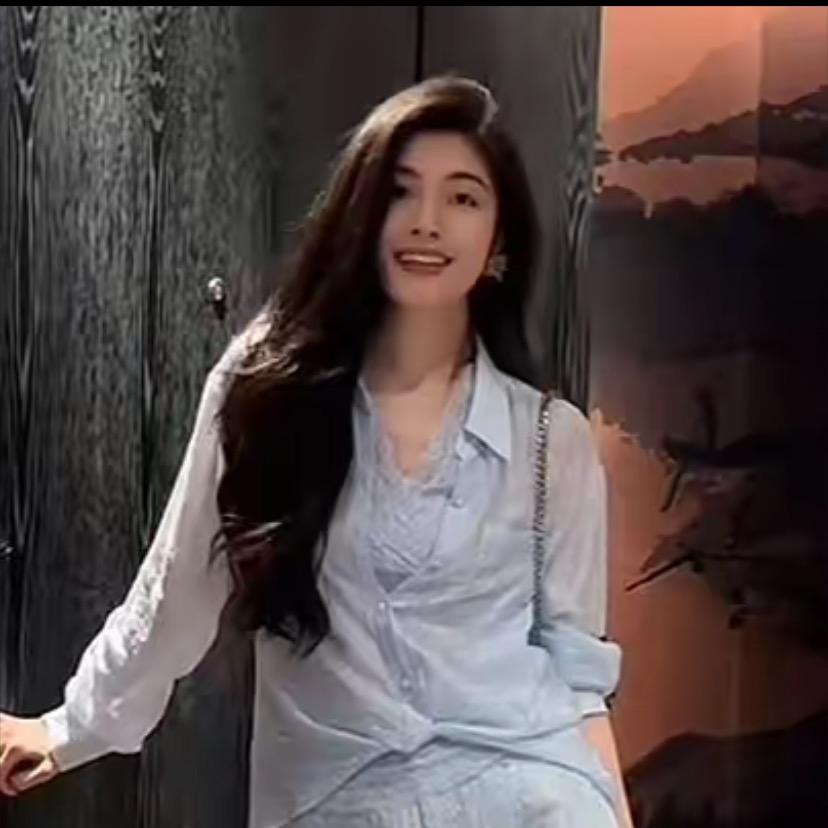 妮蔻女装分享•天空之境